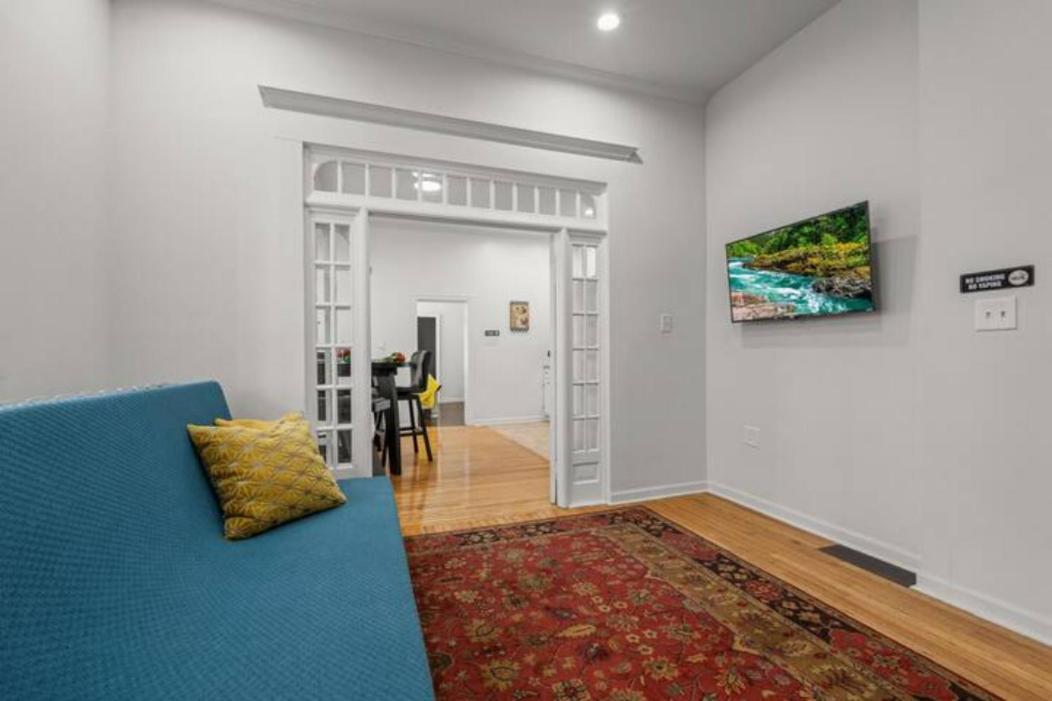 Cozy&Chic Apartments Near Downtown フィラデルフィア エクステリア 写真