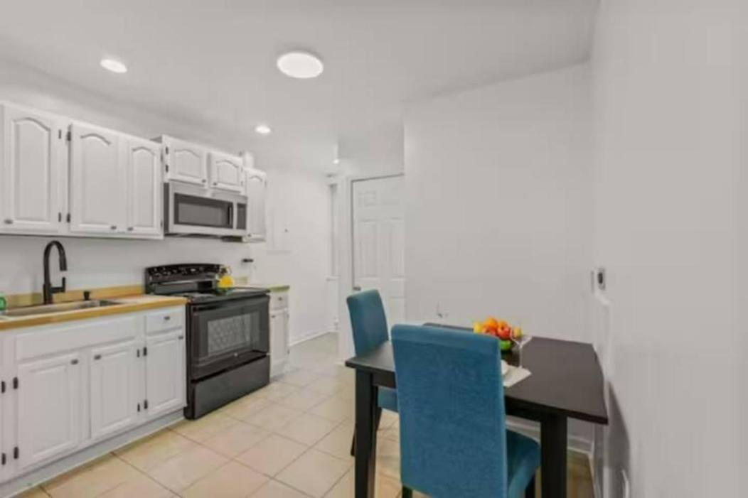 Cozy&Chic Apartments Near Downtown フィラデルフィア エクステリア 写真